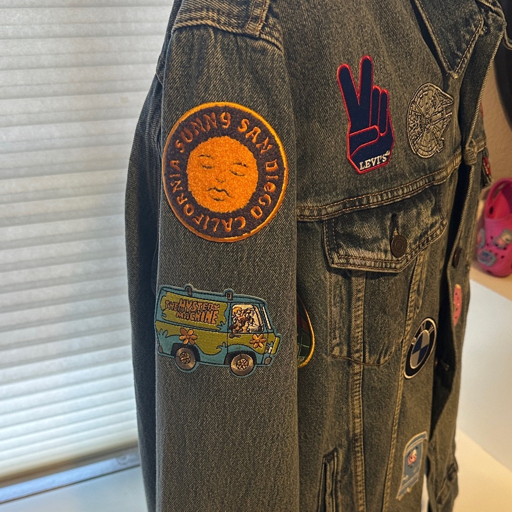 Levi's Denim Trucker Jacket Patchwork Custom Patc… - image 6